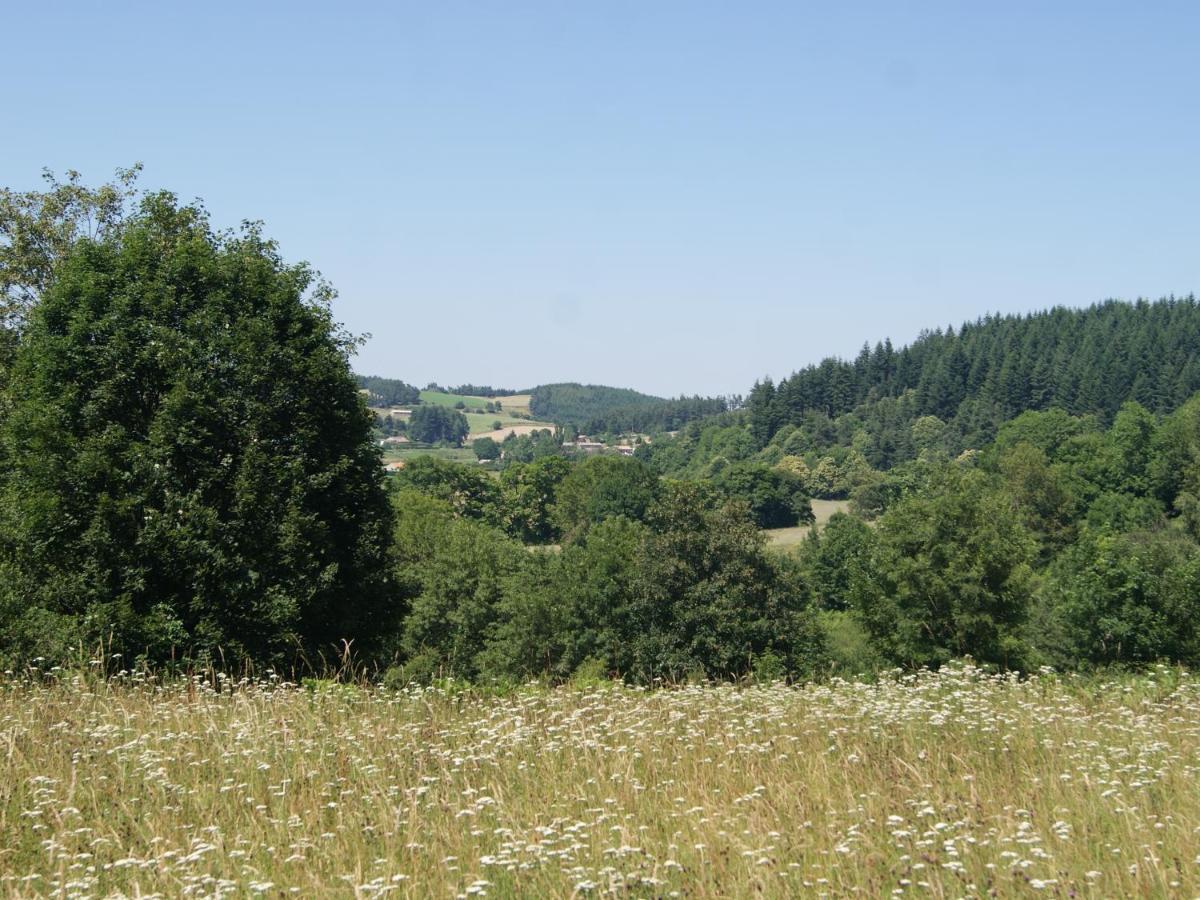 Les Cabanes De Labrousse Saint-Julien-Labrousse Exteriör bild