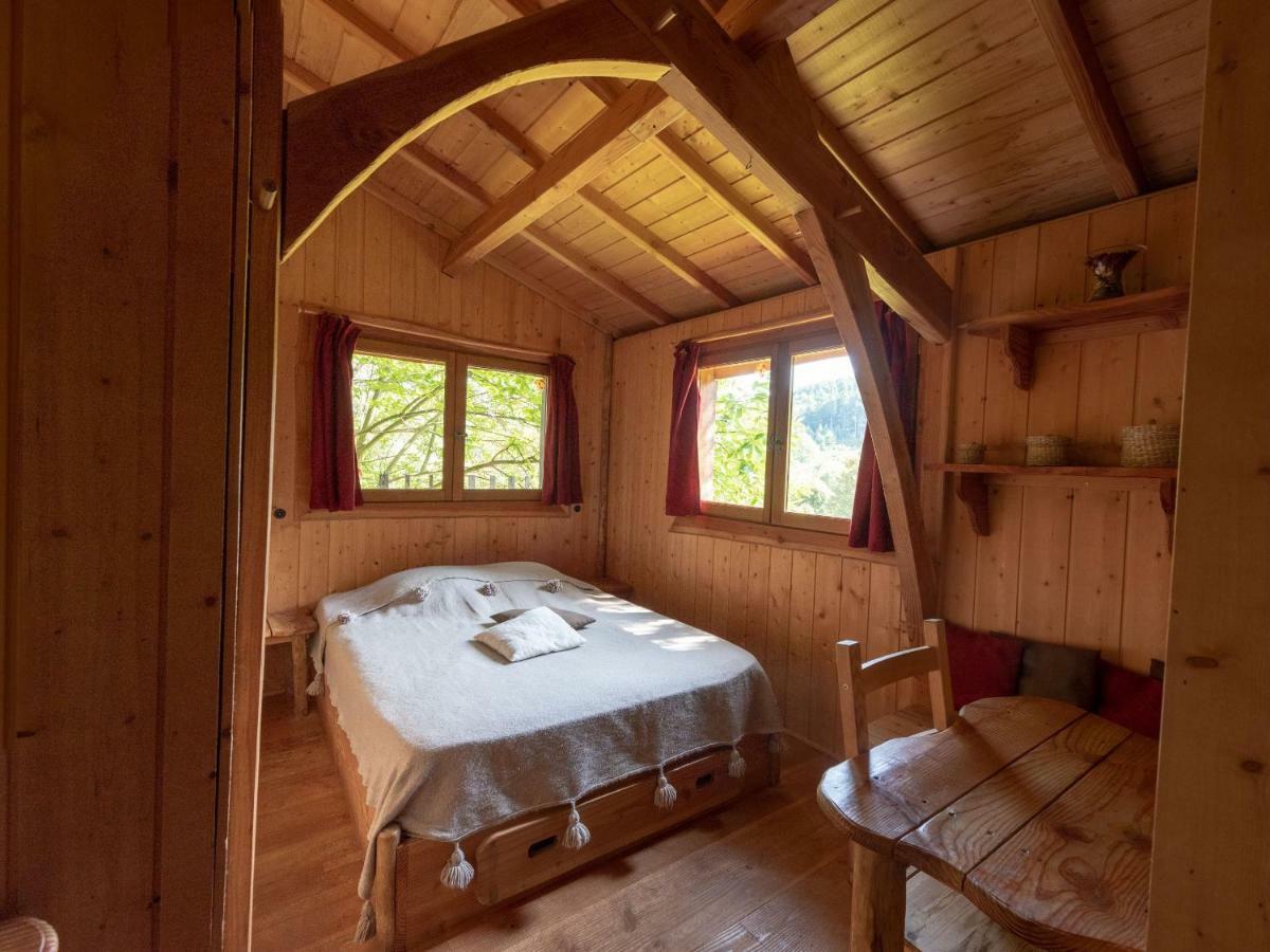 Les Cabanes De Labrousse Saint-Julien-Labrousse Rum bild