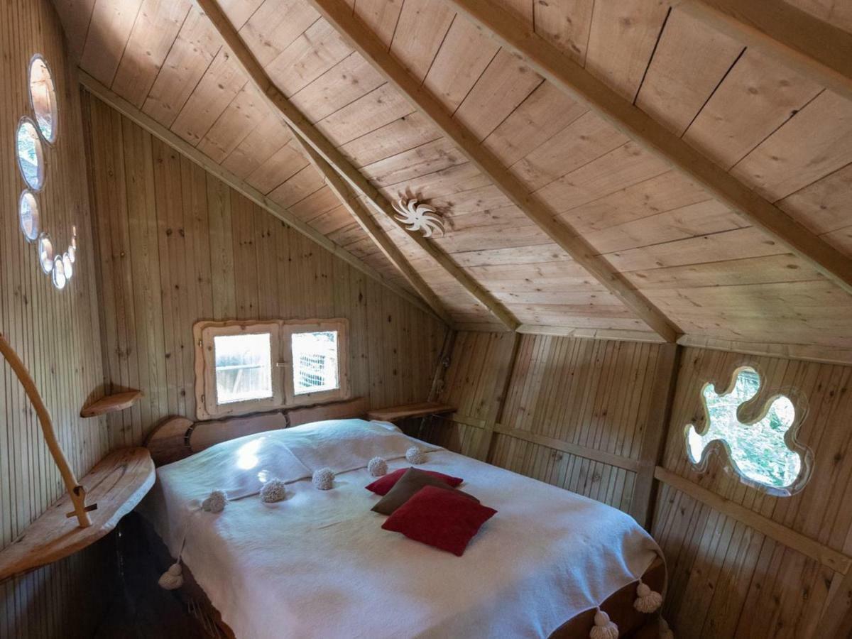 Les Cabanes De Labrousse Saint-Julien-Labrousse Exteriör bild